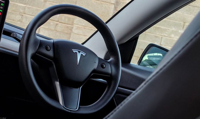 Tesla Model 3 2020