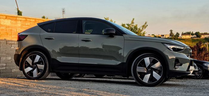 Volvo C40 2022