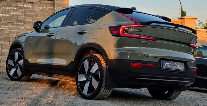 Volvo C40 2022