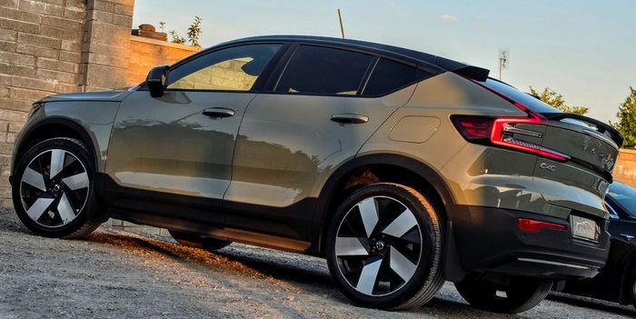 Volvo C40 2022