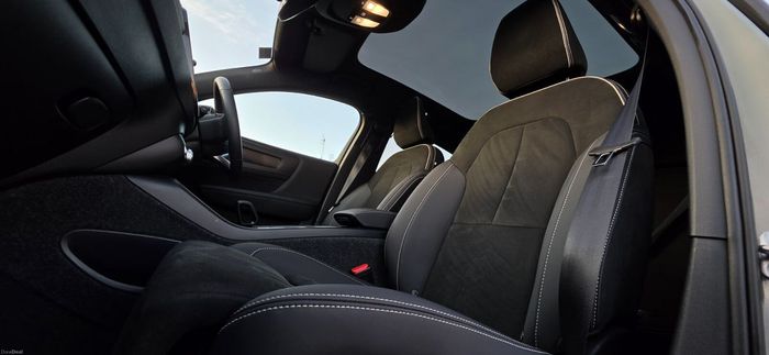Volvo C40 2022