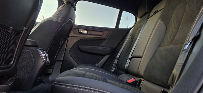 Volvo C40 2022