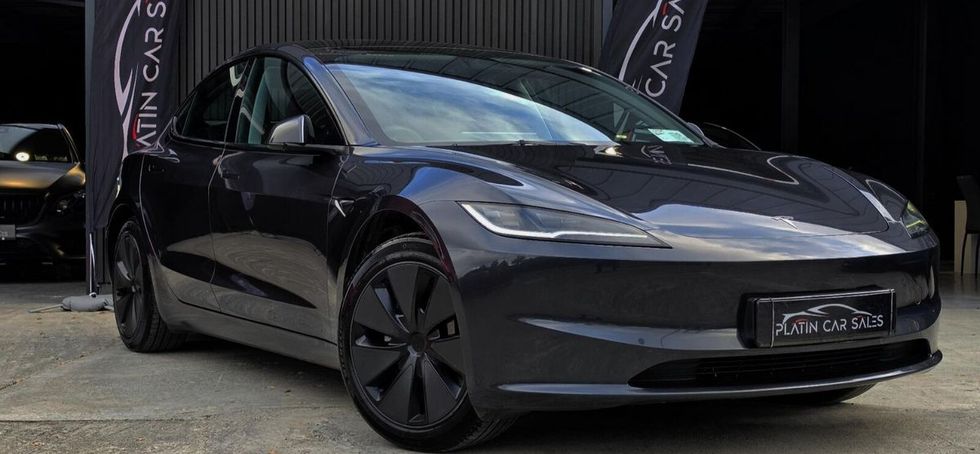 Tesla Model 3 2024