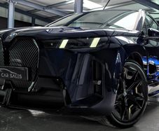 BMW IX 2025