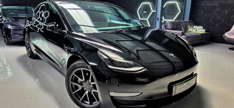 Tesla Model 3 2022