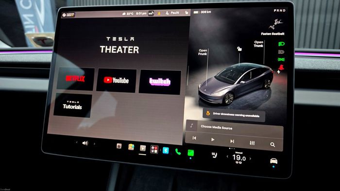 Tesla Model 3 2024