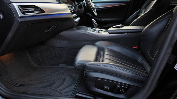 BMW 5 Series 2019