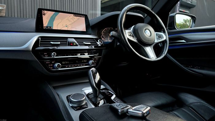 BMW 5 Series 2019