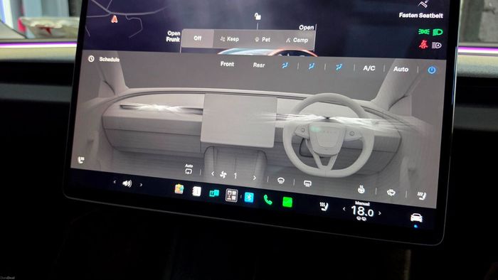 Tesla Model 3 2024