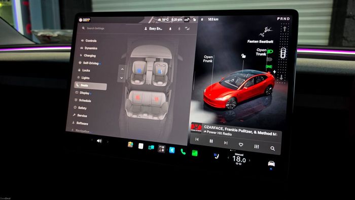 Tesla Model 3 2024