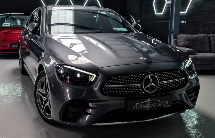 Mercedes-Benz E-Class 2021