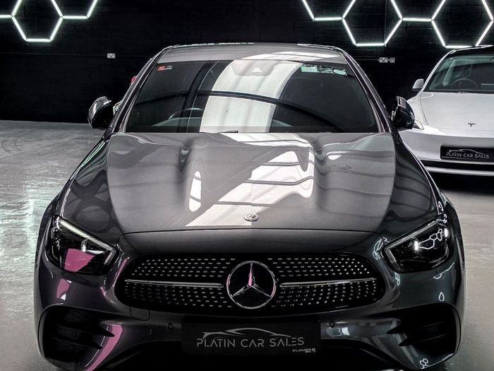 Mercedes-Benz E-Class 2021
