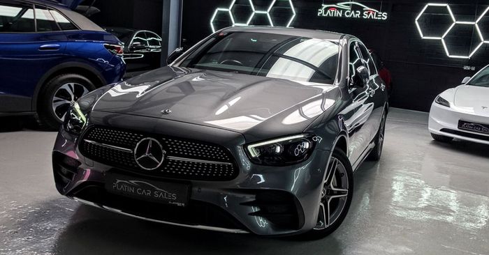 Mercedes-Benz E-Class 2021