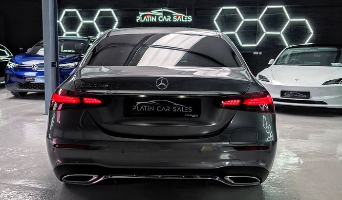 Mercedes-Benz E-Class 2021