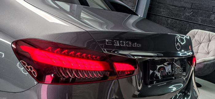 Mercedes-Benz E-Class 2021