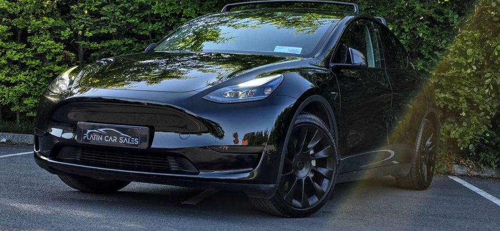 Tesla Model Y 2023