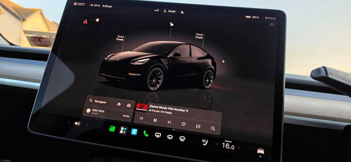 Tesla Model Y 2023