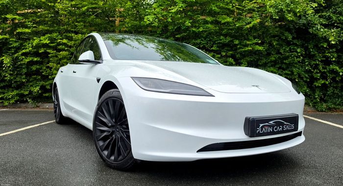 Tesla Model 3 2025