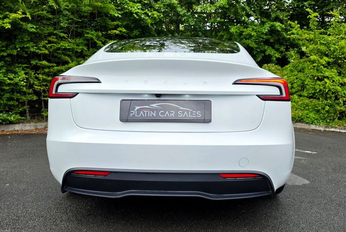 Tesla Model 3 2025