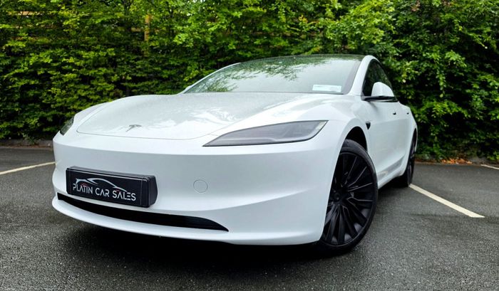 Tesla Model 3 2025