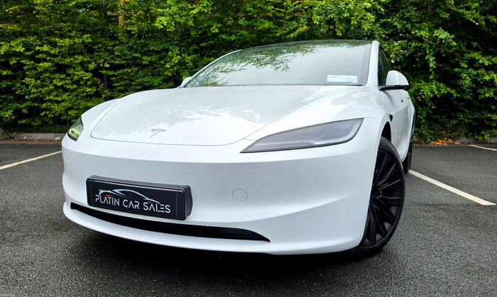 Tesla Model 3 2025