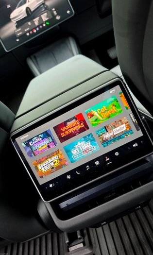 Tesla Model 3 2025