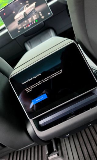 Tesla Model 3 2025