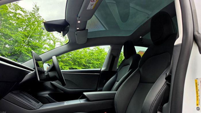 Tesla Model 3 2025