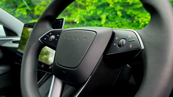 Tesla Model 3 2025