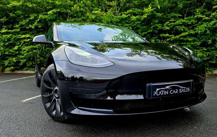 Tesla Model 3 2022