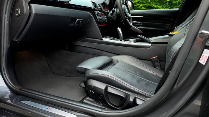BMW 3 Series 2017