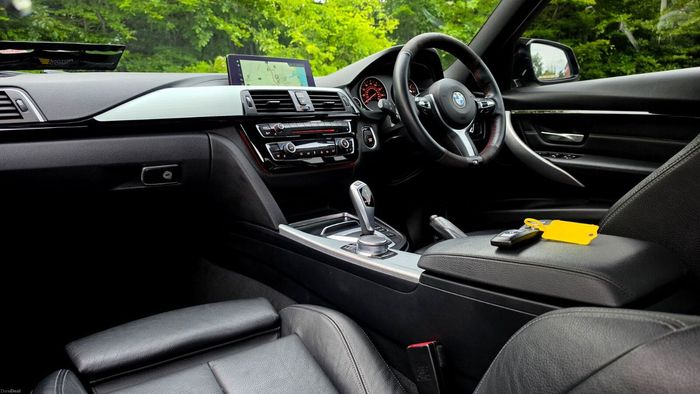 BMW 3 Series 2017