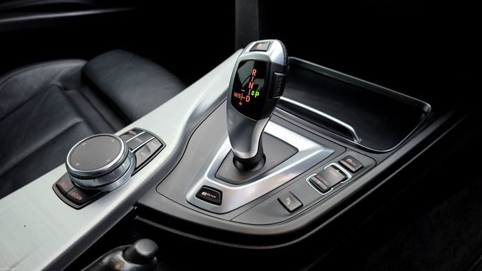 BMW 3 Series 2017