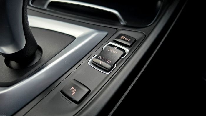BMW 3 Series 2017