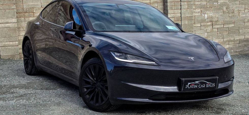 Tesla Model 3 2024