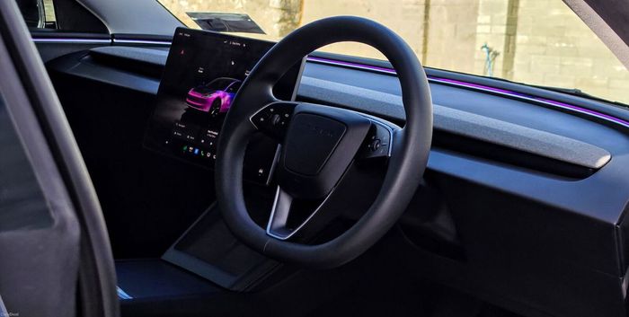 Tesla Model 3 2024