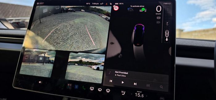 Tesla Model 3 2024
