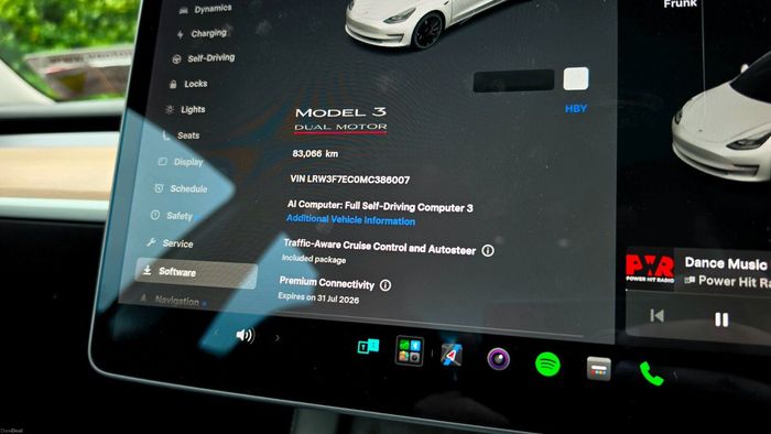 Tesla Model 3 2022