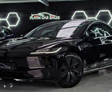 Tesla Model 3 2024
