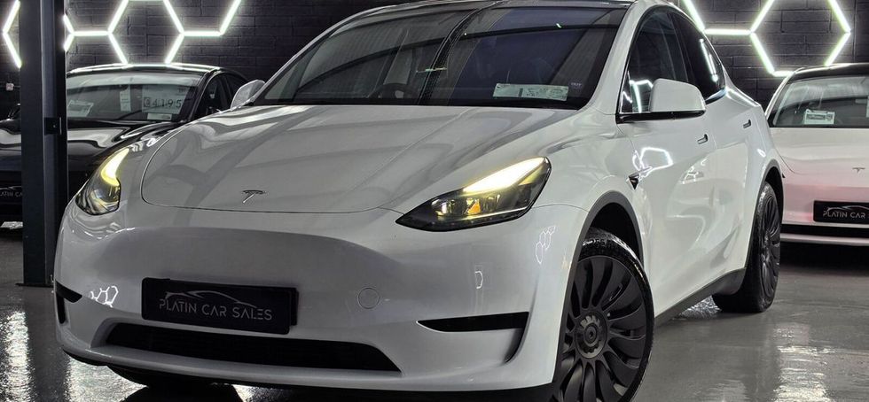 Tesla Model Y 2023