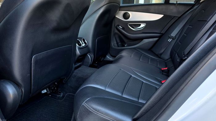 Mercedes-Benz C-Class 2018