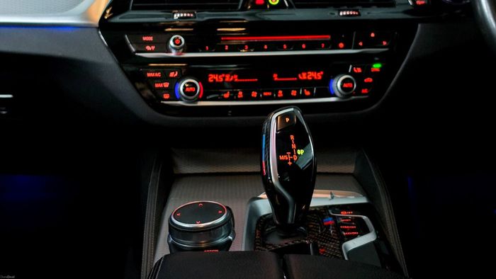 BMW 5 Series 2018