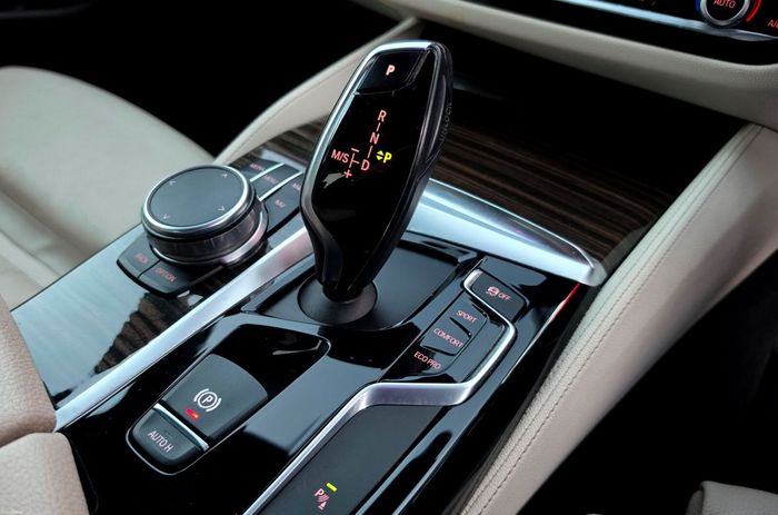BMW 5 Series 2017