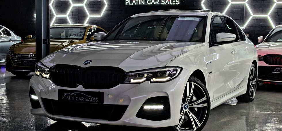 BMW 3 Series 2021