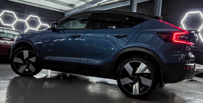 Volvo C40 2022