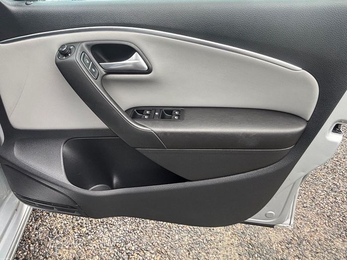 Volkswagen Polo 2015