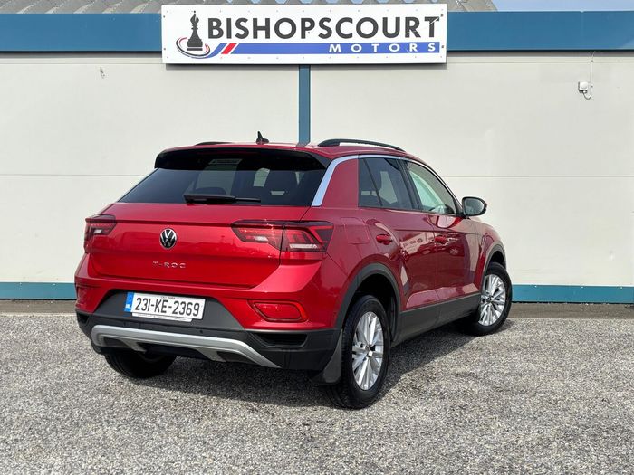 Volkswagen T-Roc 2023