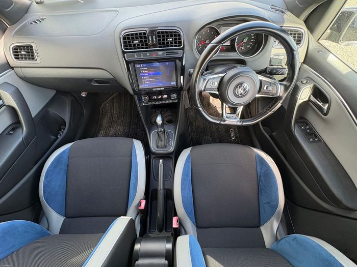 Volkswagen Polo 2015