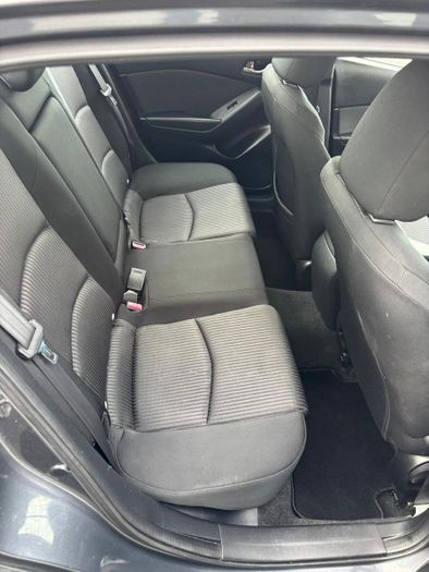 Mazda 3 2016