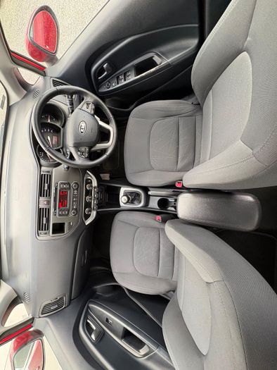 Kia Rio 2013